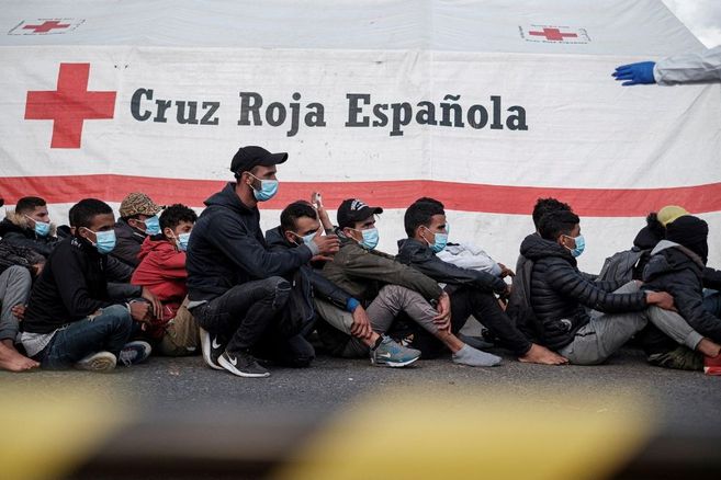 Casi 2.100 migrantes murieron en las rutas hacia España en el primer semestre