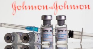 Vacuna de J&J reduce el riesgo de contagiarse de covid un 50%: estudio Como todas las vacunas contra el virus, la de Johnson & Johnson fue diseñada y probada por su capacidad para prevenir hospitalizaciones y muertes.