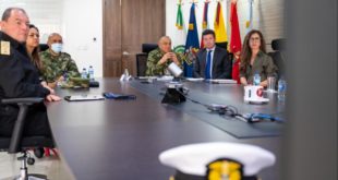 Ejército colombiano capacitará a soldados ucranianos en desminado militar